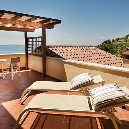 Madrigale Panoramic Lifestyle & Soulful Hotel كوسترمانو المظهر الخارجي الصورة