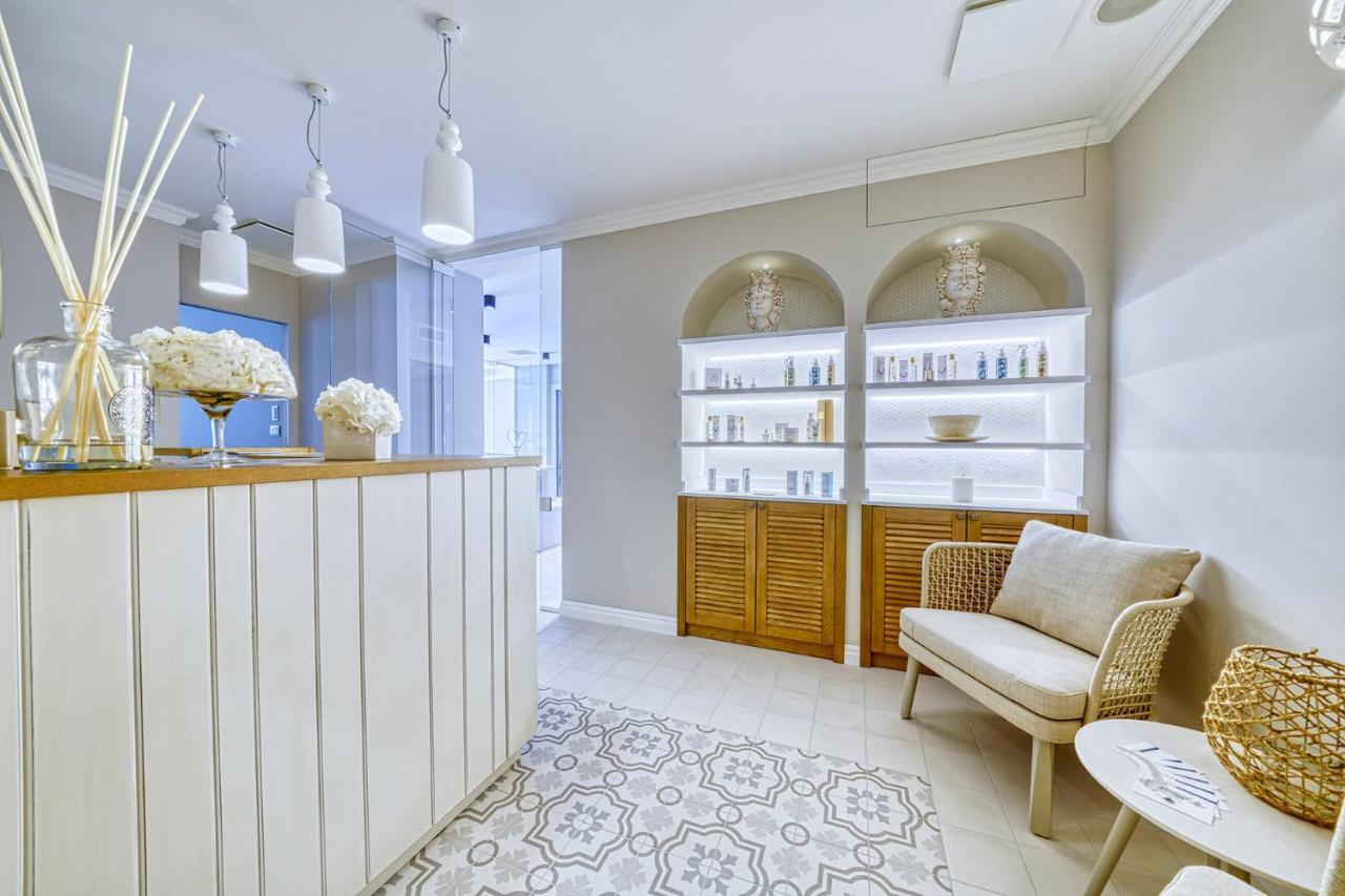 Madrigale Panoramic Lifestyle & Soulful Hotel كوسترمانو المظهر الخارجي الصورة